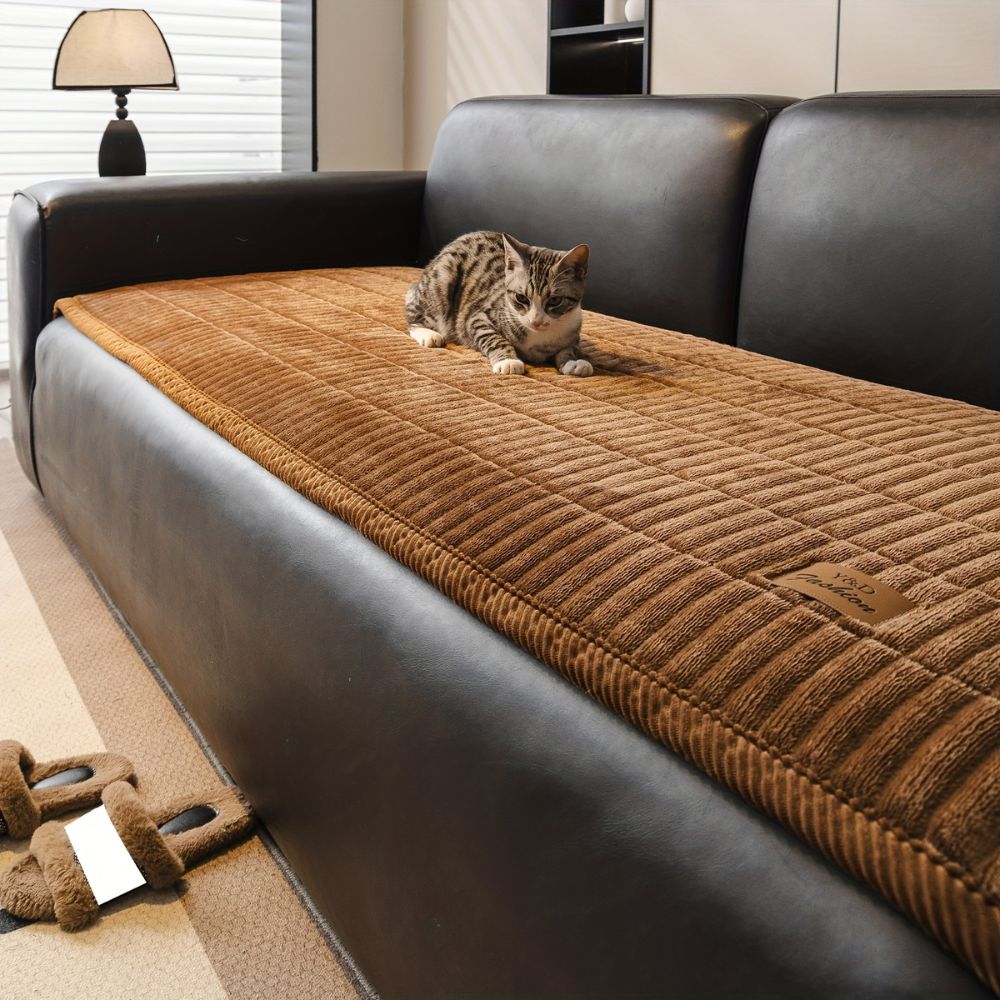 Furniguard vadderat mikrofiberöverdrag för soffa för ultimat skydd och komfort