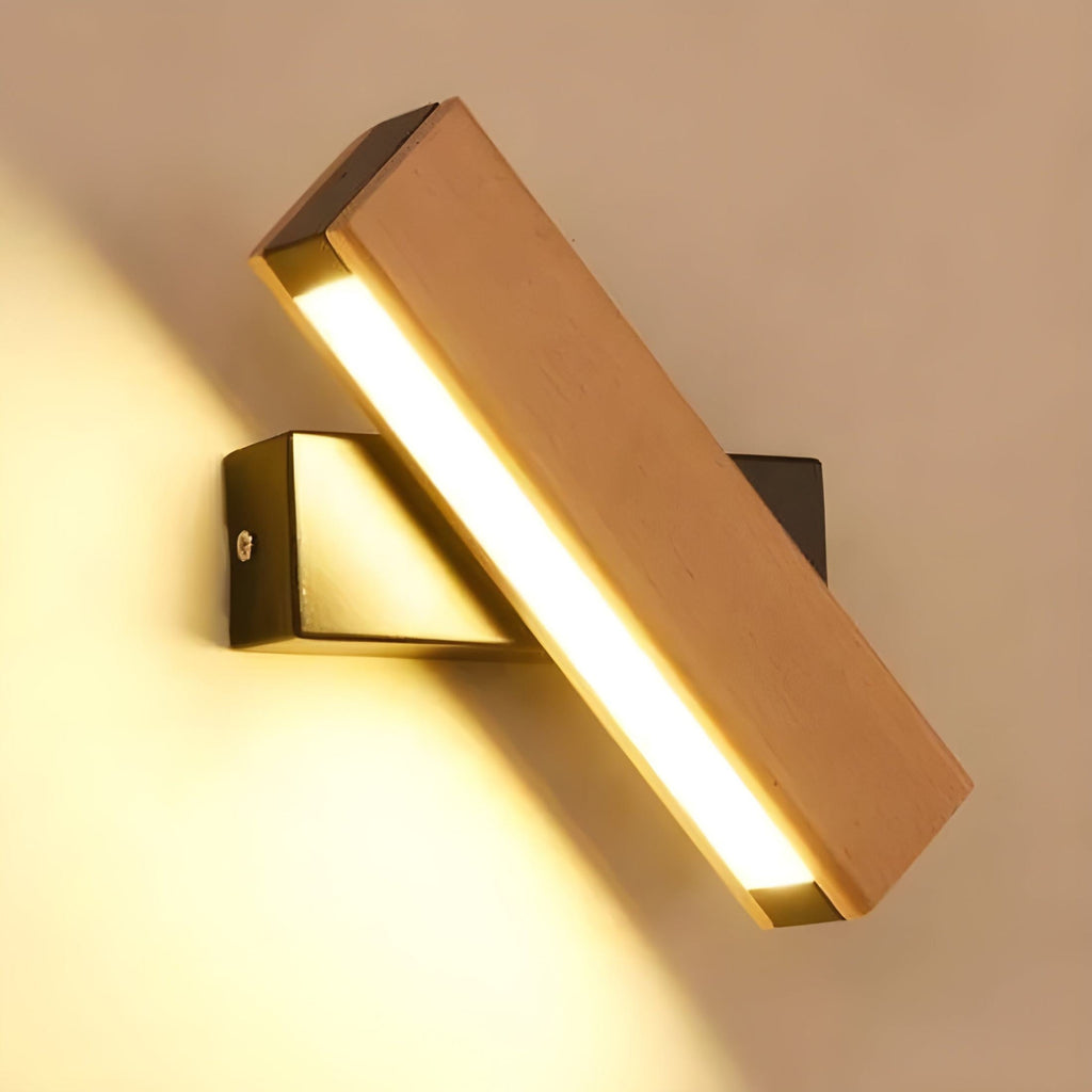 Nova Skandinavisk Varm LED Vägglampa i Trä med Naturliga Trädetaljer