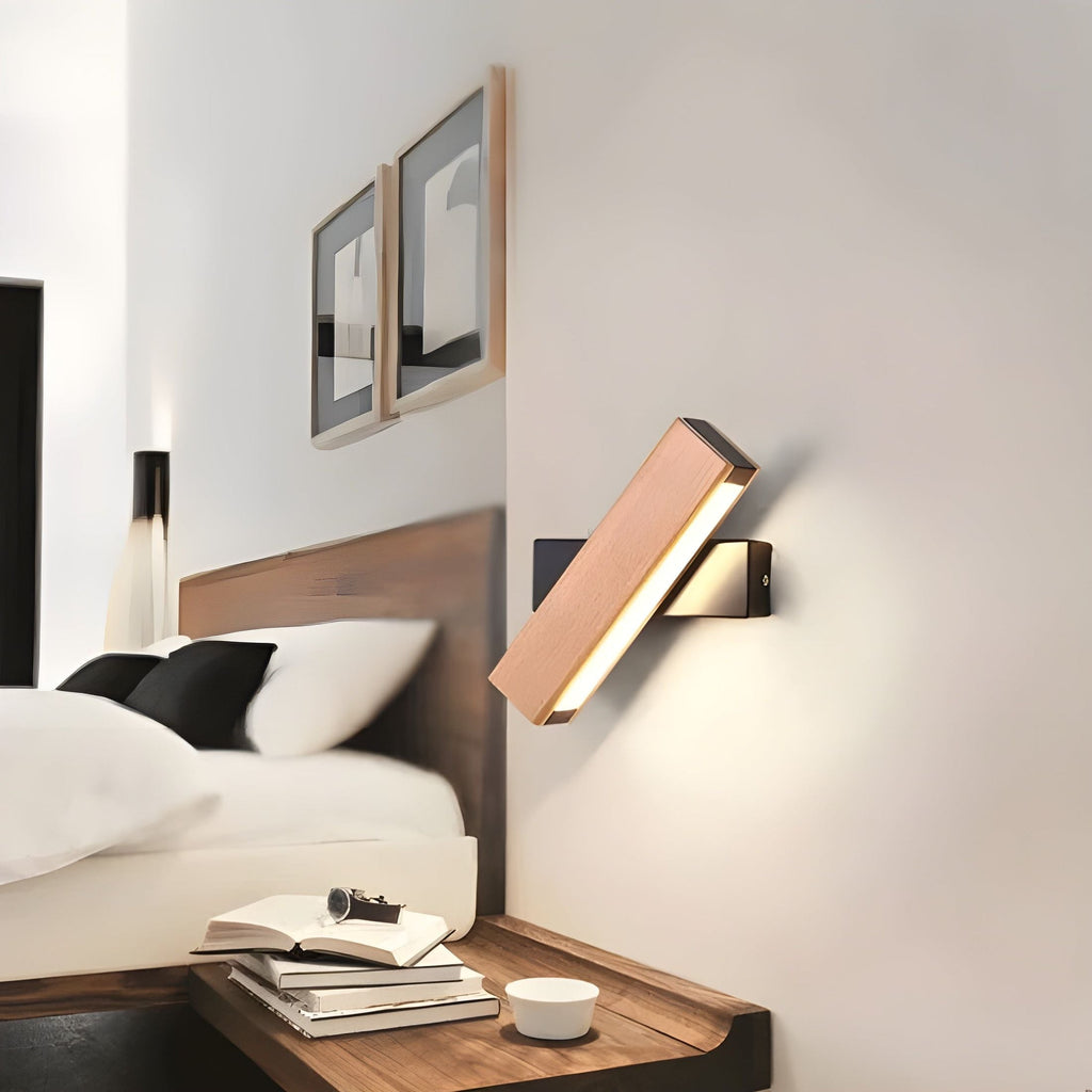 Nova Skandinavisk Varm LED Vägglampa i Trä med Naturliga Trädetaljer