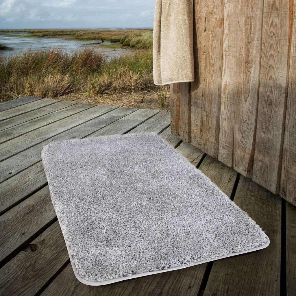 Alfombra de Baño UltraSuave de Microfibra NovaShore, Secado Rápido y Antideslizante para Baños Modernos