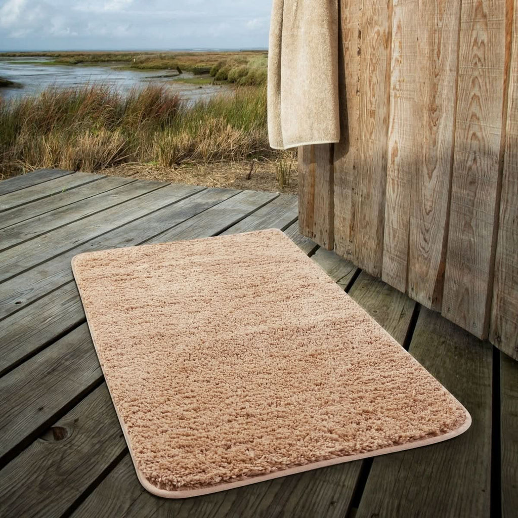 Alfombra de Baño UltraSuave de Microfibra NovaShore, Secado Rápido y Antideslizante para Baños Modernos