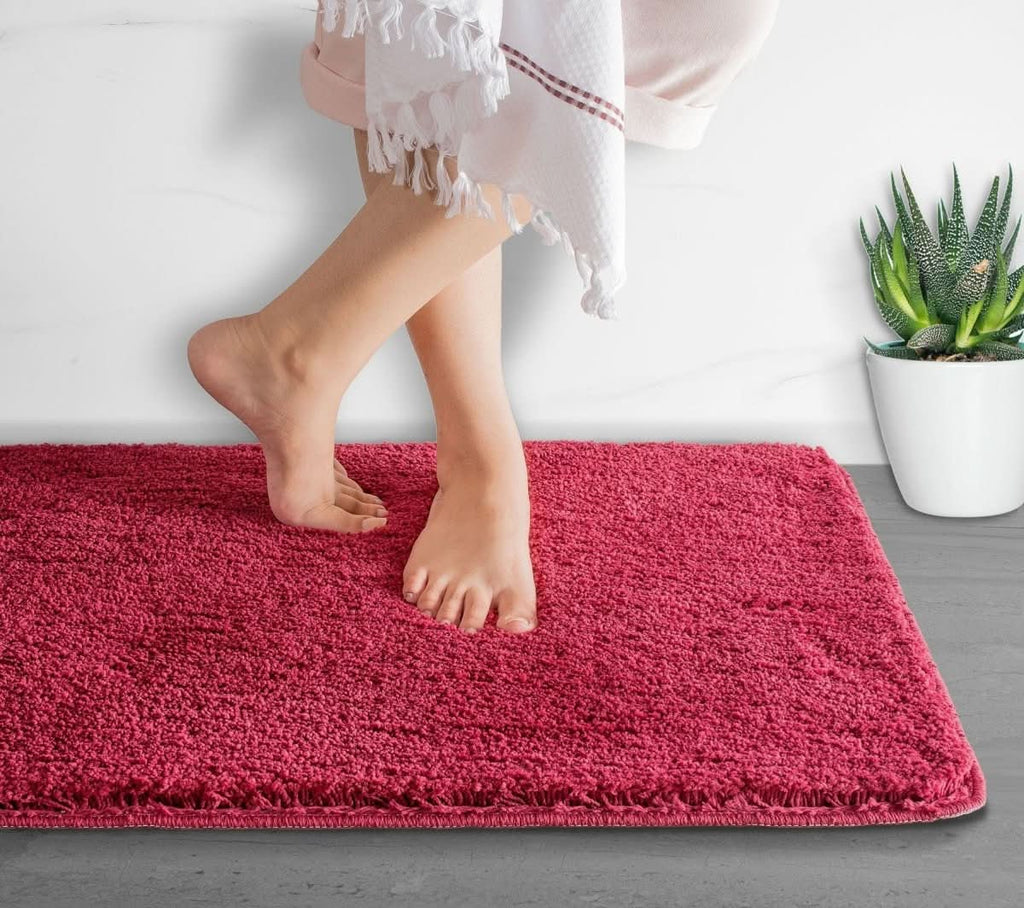 Alfombra de Baño UltraSuave de Microfibra NovaShore, Secado Rápido y Antideslizante para Baños Modernos