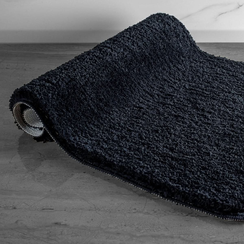 Alfombra de Baño UltraSuave de Microfibra NovaShore, Secado Rápido y Antideslizante para Baños Modernos