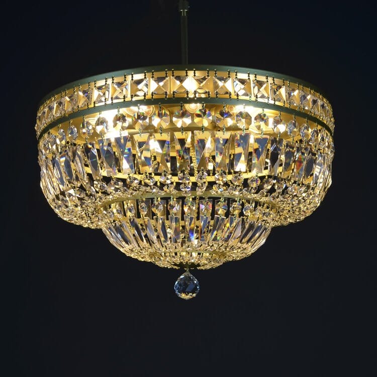 Lampadario Astra Lumen in Ottone e Cristallo per Illuminazione Elegante