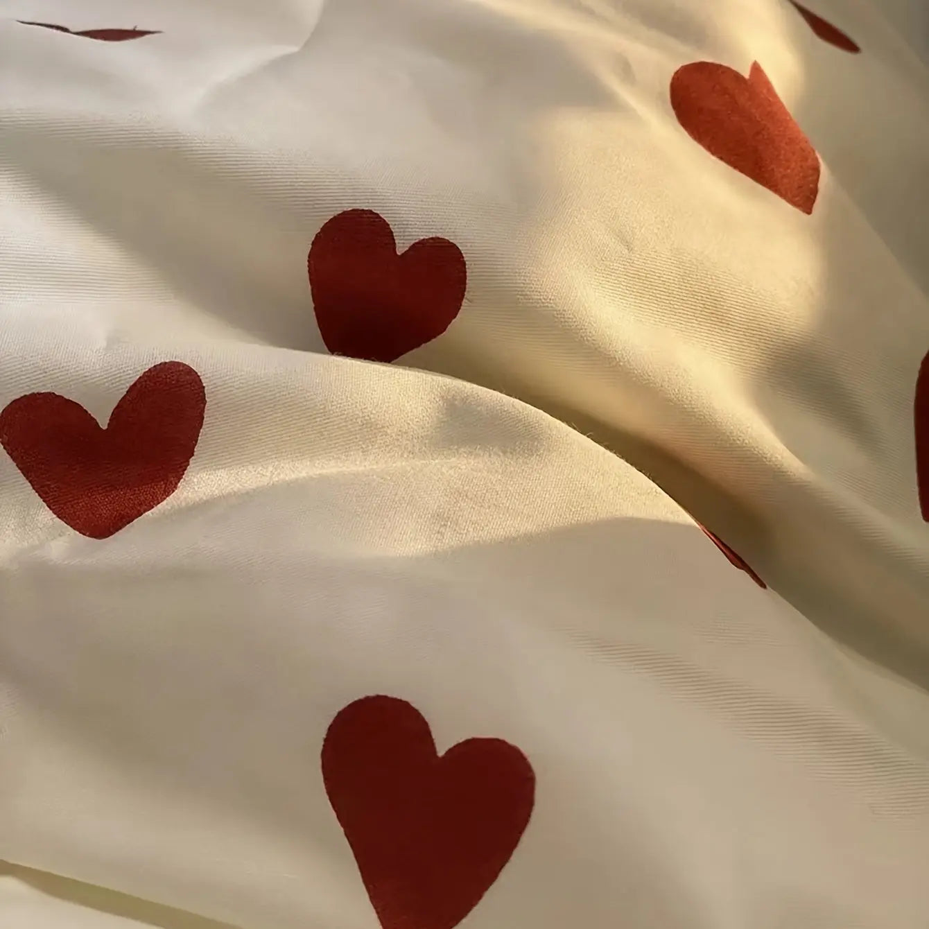 Amora Cozy Soft Heart Motif Bedding Set For Romantic Bedroom