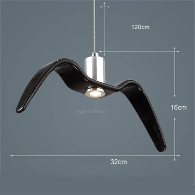 Lampa pentru păsări BeakBrilliance pentru interioare unice și spații de locuit moderne