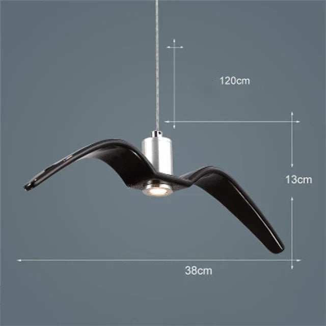 Lampa pentru păsări BeakBrilliance pentru interioare unice și spații de locuit moderne