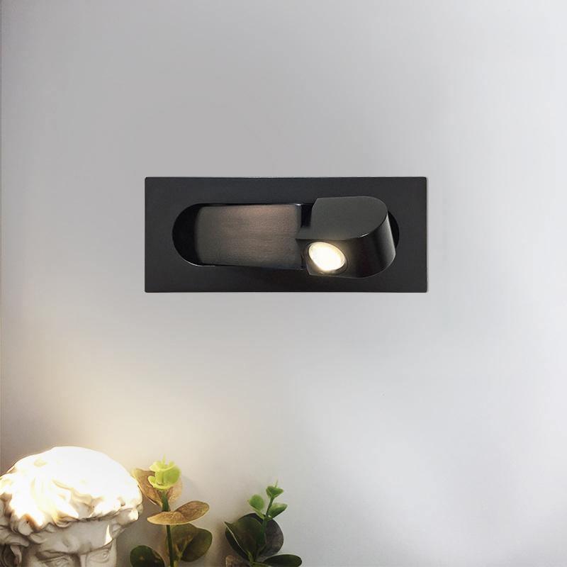 Lampada da parete LED da comodino LumaNova Arc con retroilluminazione ambientale