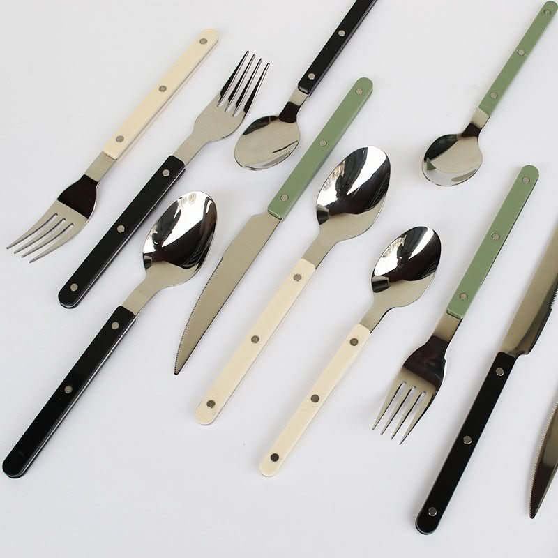 24-piece stainless steel cutlery set with engraving