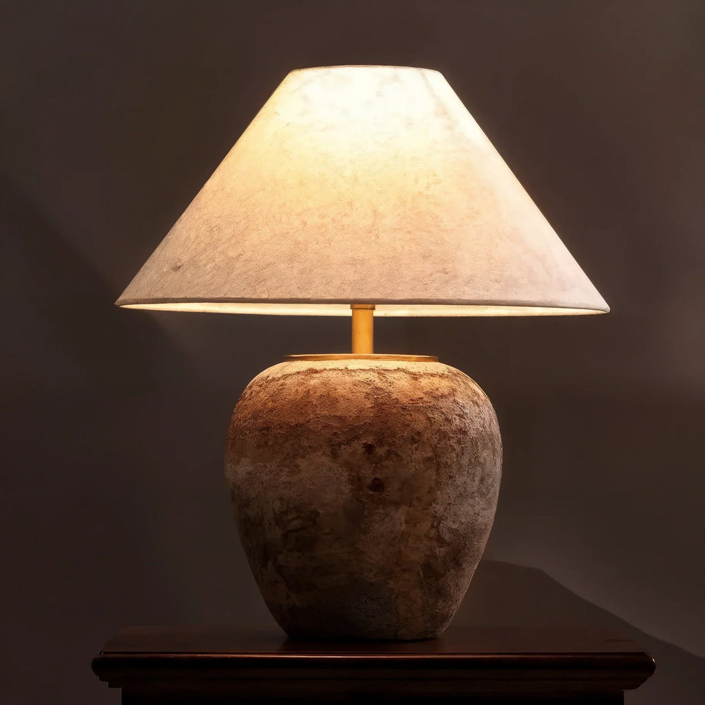 GentleGlow LED-Tischlampe mit warmem Licht für moderne Wohnzimmer