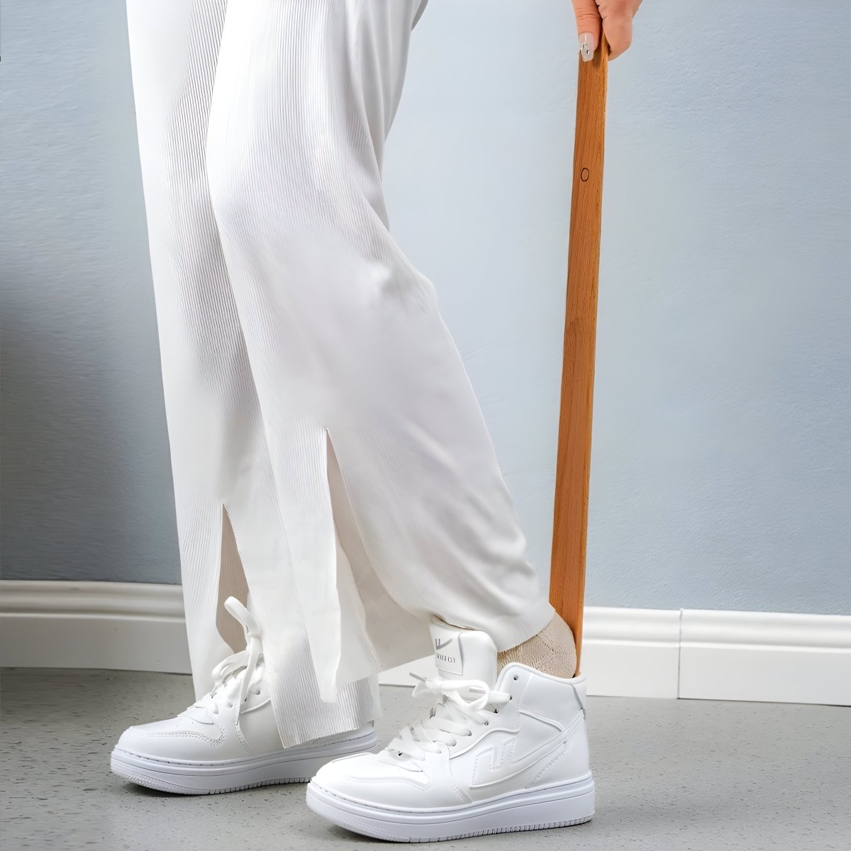 Heelglide extra lang houten hoorn voor schoenen met ergonomisch handvat en magnetische opbergruimte