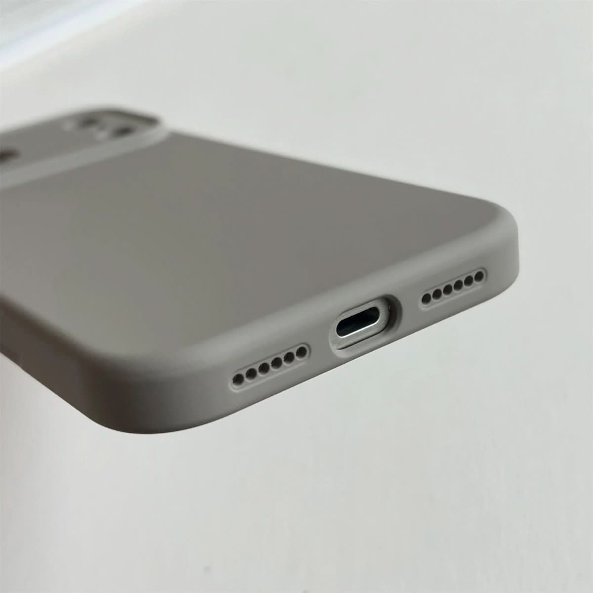 Coque AeroGuard Slim Antichoc pour iPhone, Prise Facile et Protection
