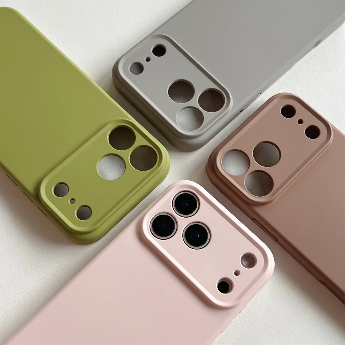 ShieldGrip Pro vékony szilikon tok iPhone-hoz, tapadós oldalakkal