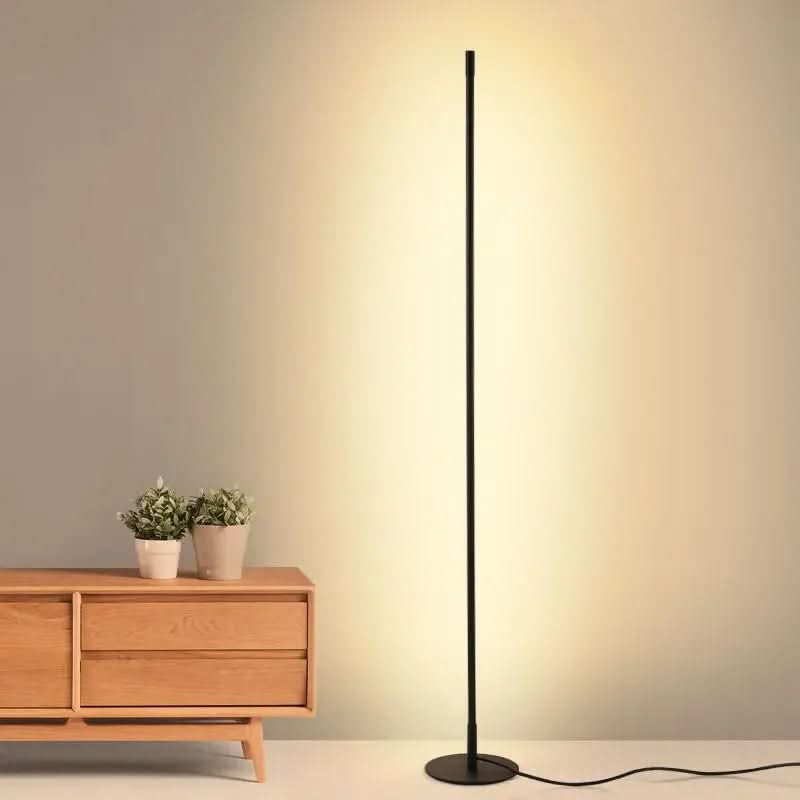 Lumenflow Metal Ayaklı Ayarlanabilir Lambader Şık Yaşam Alanları İçin