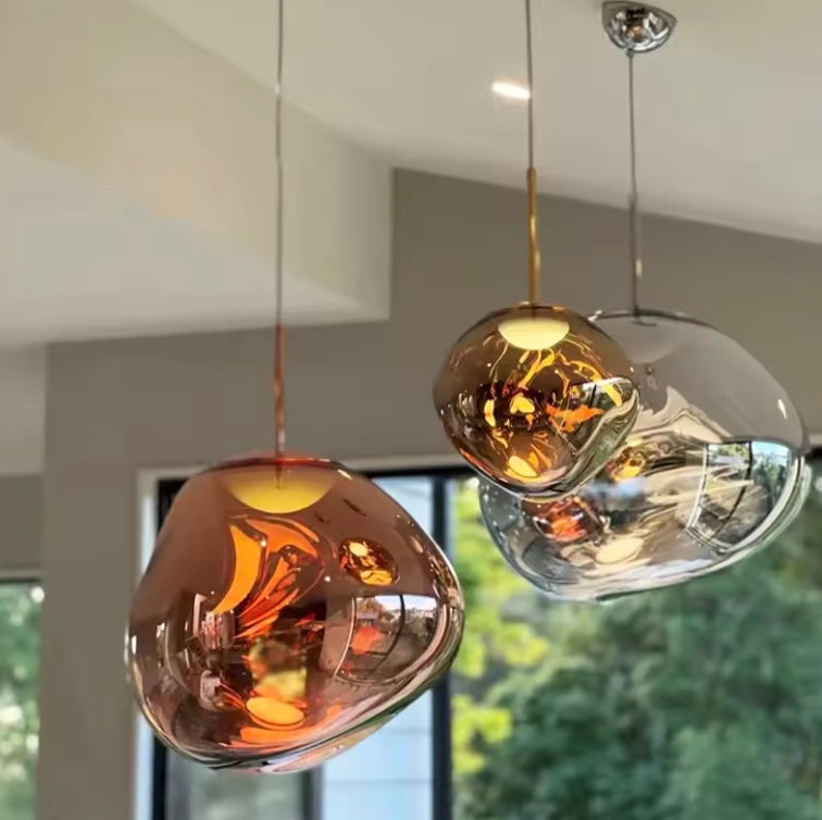 Nordisk minimalistisk glasspendel med klar skjerm for moderne hjem