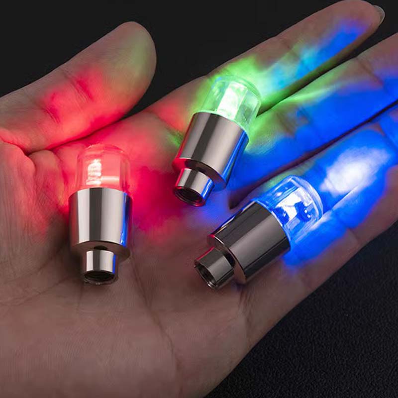 LumaValve LED krytky ventilů pro auta, kola a skútry