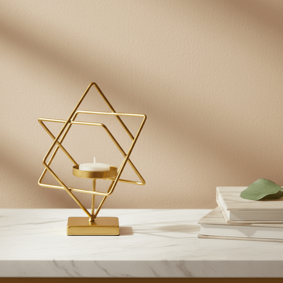Brillora gyldent lysestake, elegant metallstativ for stue og spisestue