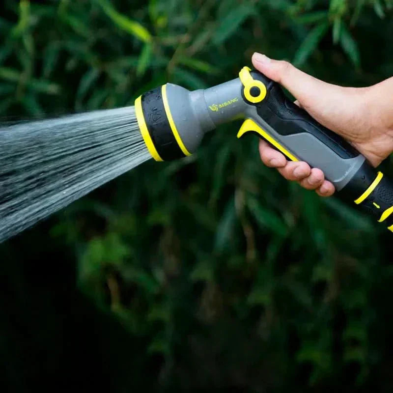 AquaNova Heimwerker-Spritzpistole mit zehn einstellbaren Mustern und ergonomischem Griff