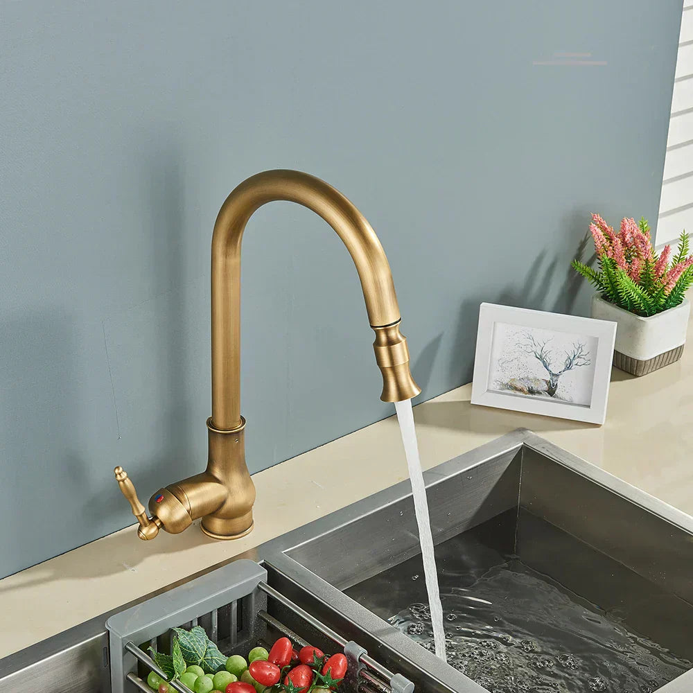 VintageTap Antique Brass Kitchen Tap – Retro Style Mixer Faucet with Swivel Spout