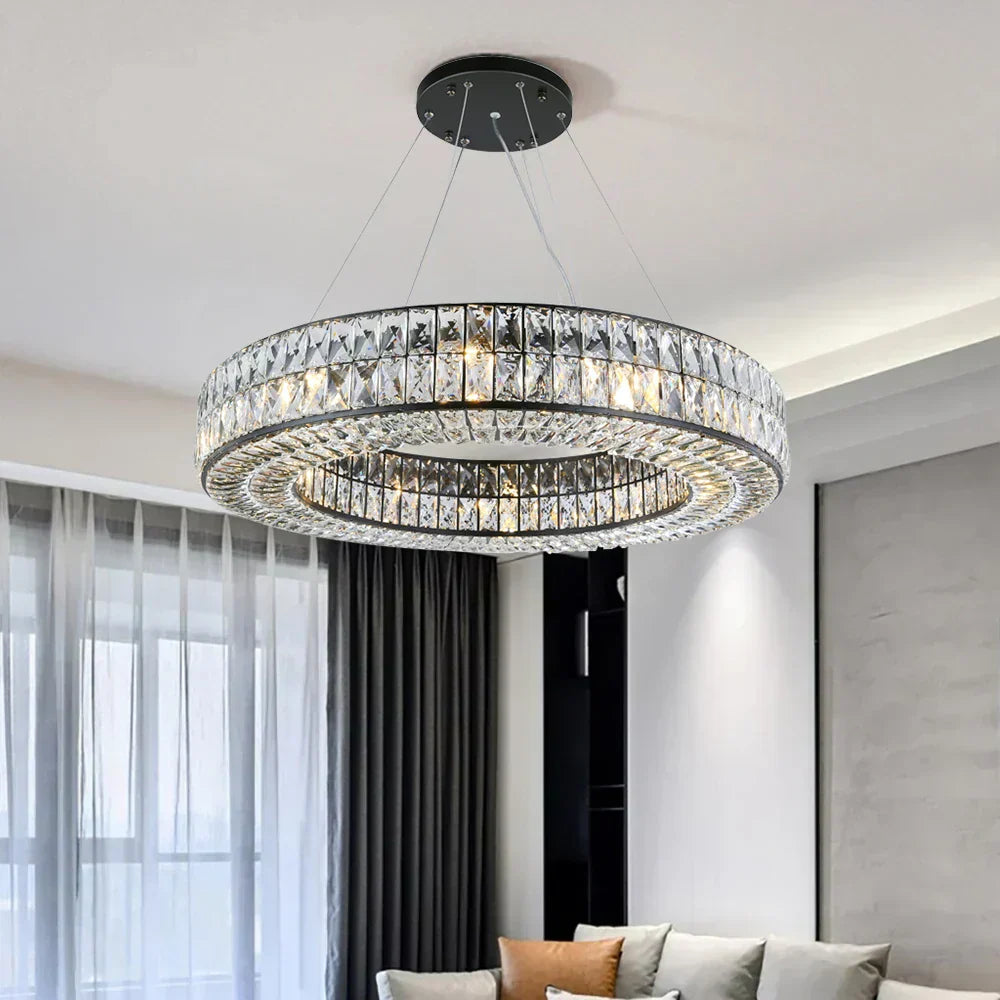 Lampadario a Cristalli Astra con Finitura Metallica Elegante per Case di Pregio