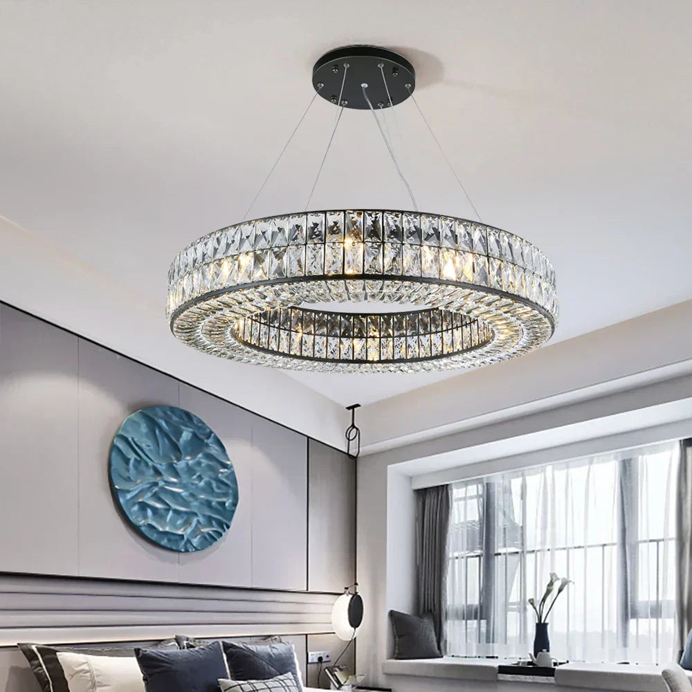 Lampadario a Cristalli Astra con Finitura Metallica Elegante per Case di Pregio