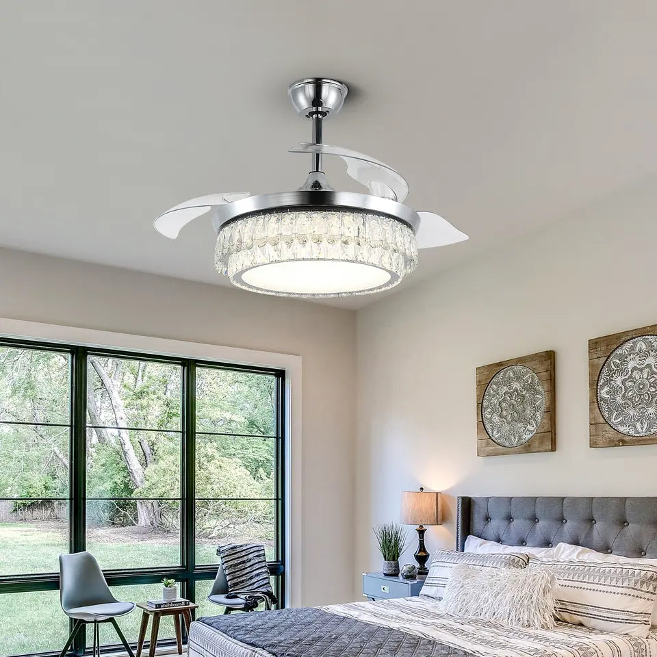 Ventilador de techo inteligente NovaFlow con aspas ocultas y luz