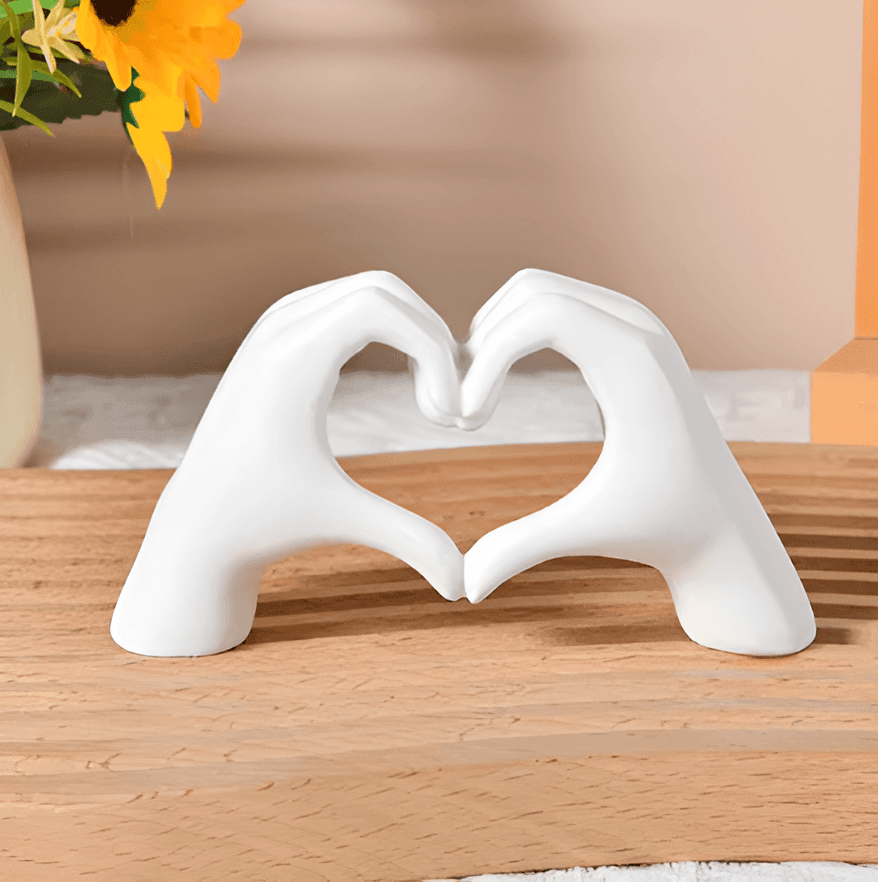 Figurină decorativă din lemn lucrată manual HeartCraft pentru iubitorii de casă