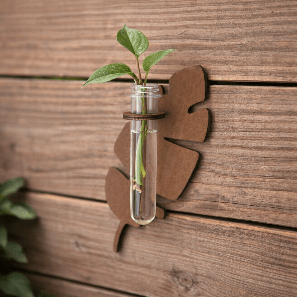 Jardinière murale en forme de feuille VerdantCraft, fabriquée à la main en bois naturel
