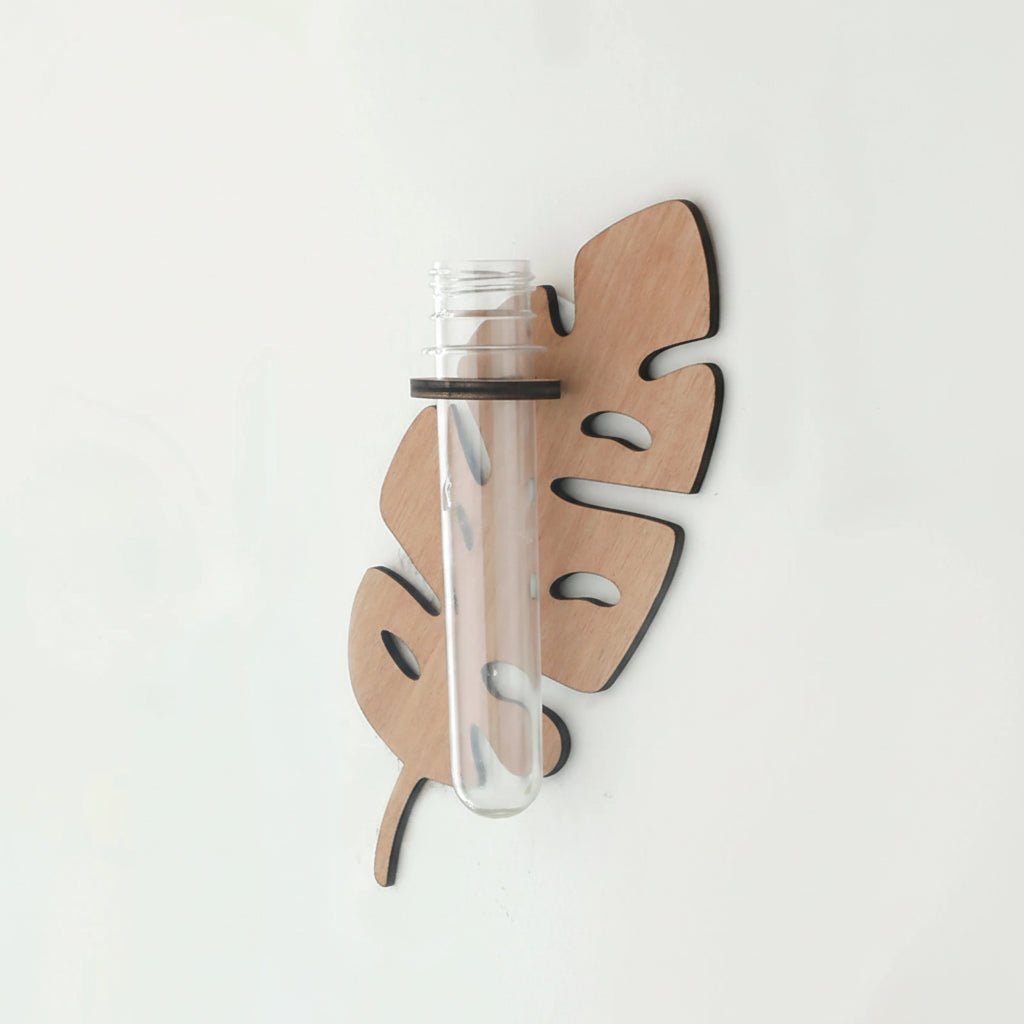 Jardinière murale en forme de feuille VerdantCraft, fabriquée à la main en bois naturel