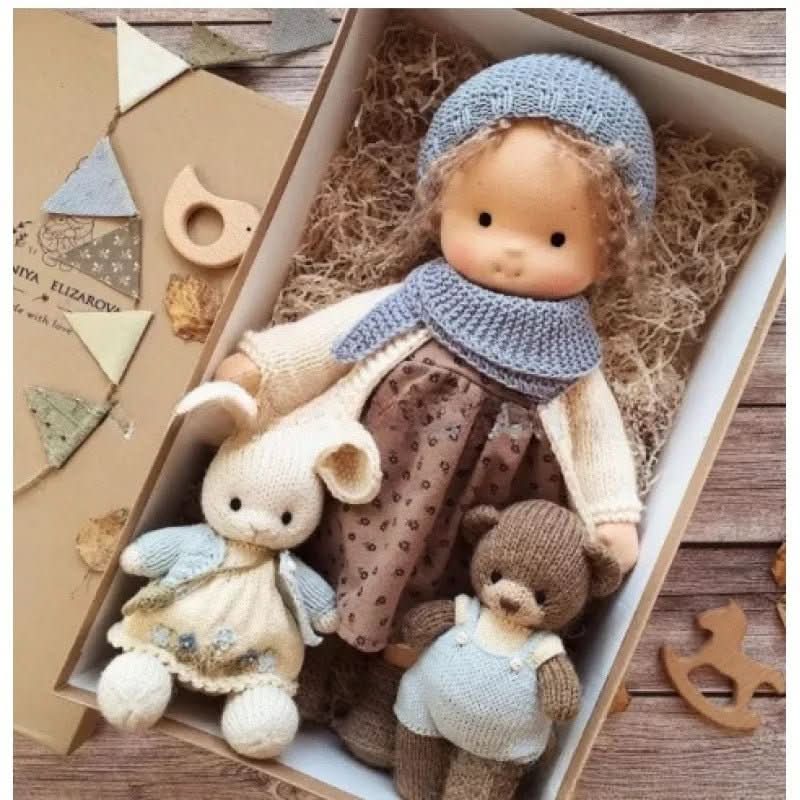 Boneca de Algodão Waldolly Waldorf para Brincadeira Suave, Natural, Imaginativa e Encanto Atemporal