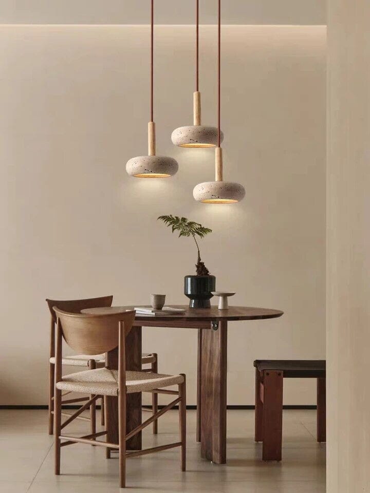 Candelabro Lyraen em Madeira de Pedra com Acabamento Resistente à Humidade