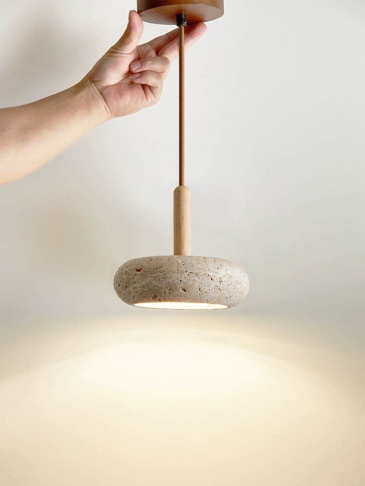 Candelabro Lyraen em Madeira de Pedra com Acabamento Resistente à Humidade