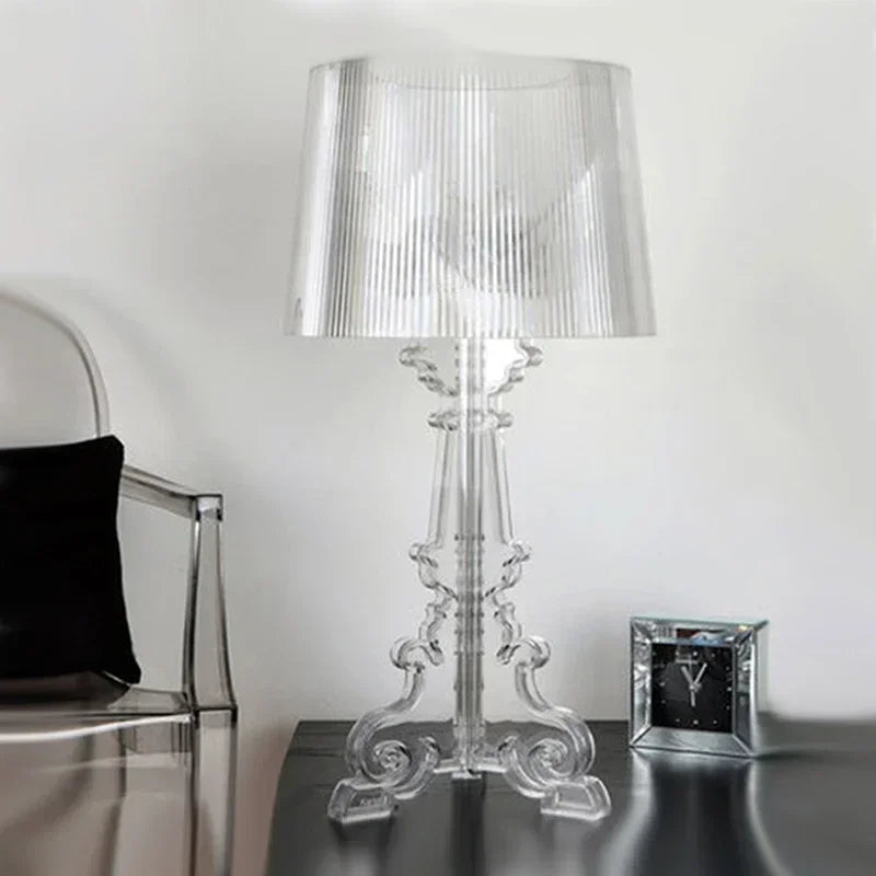 Bourgie bordslampa med förfinad modern design för alla vardagsrum