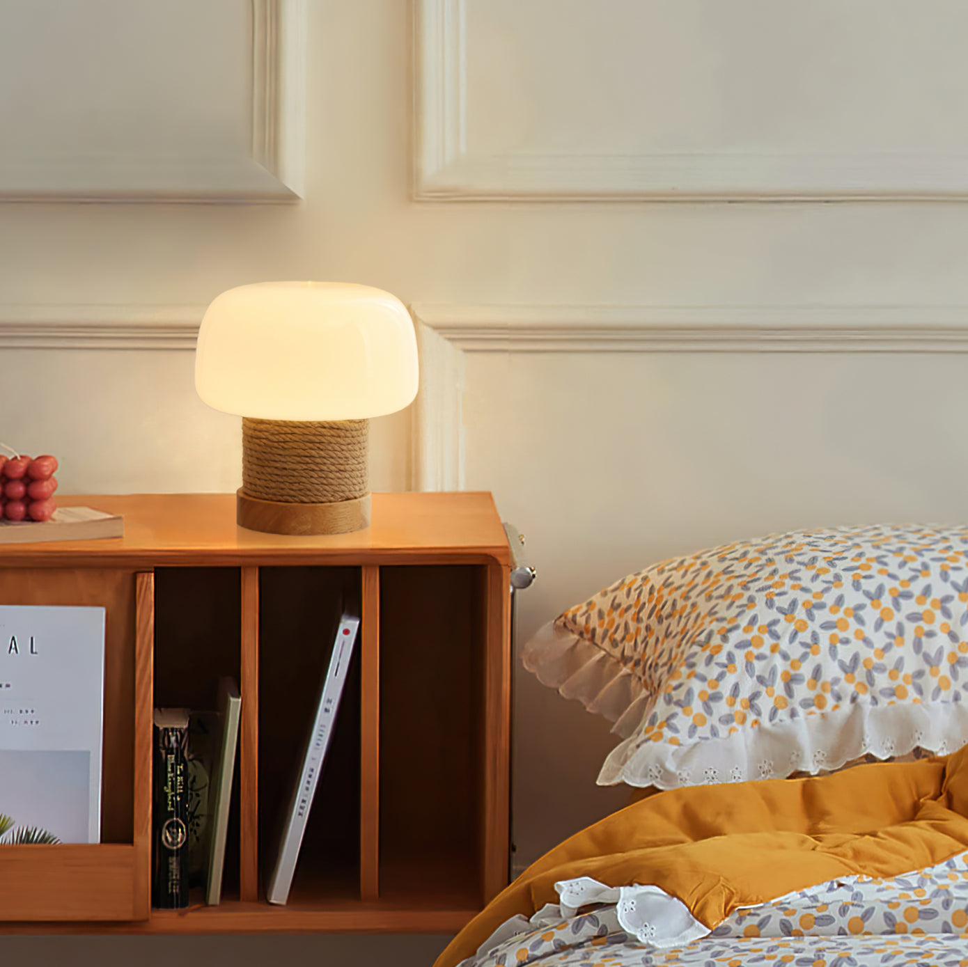 LumaNova Modern Minimalist LED Masa Lambası Ahşap Tabanlı