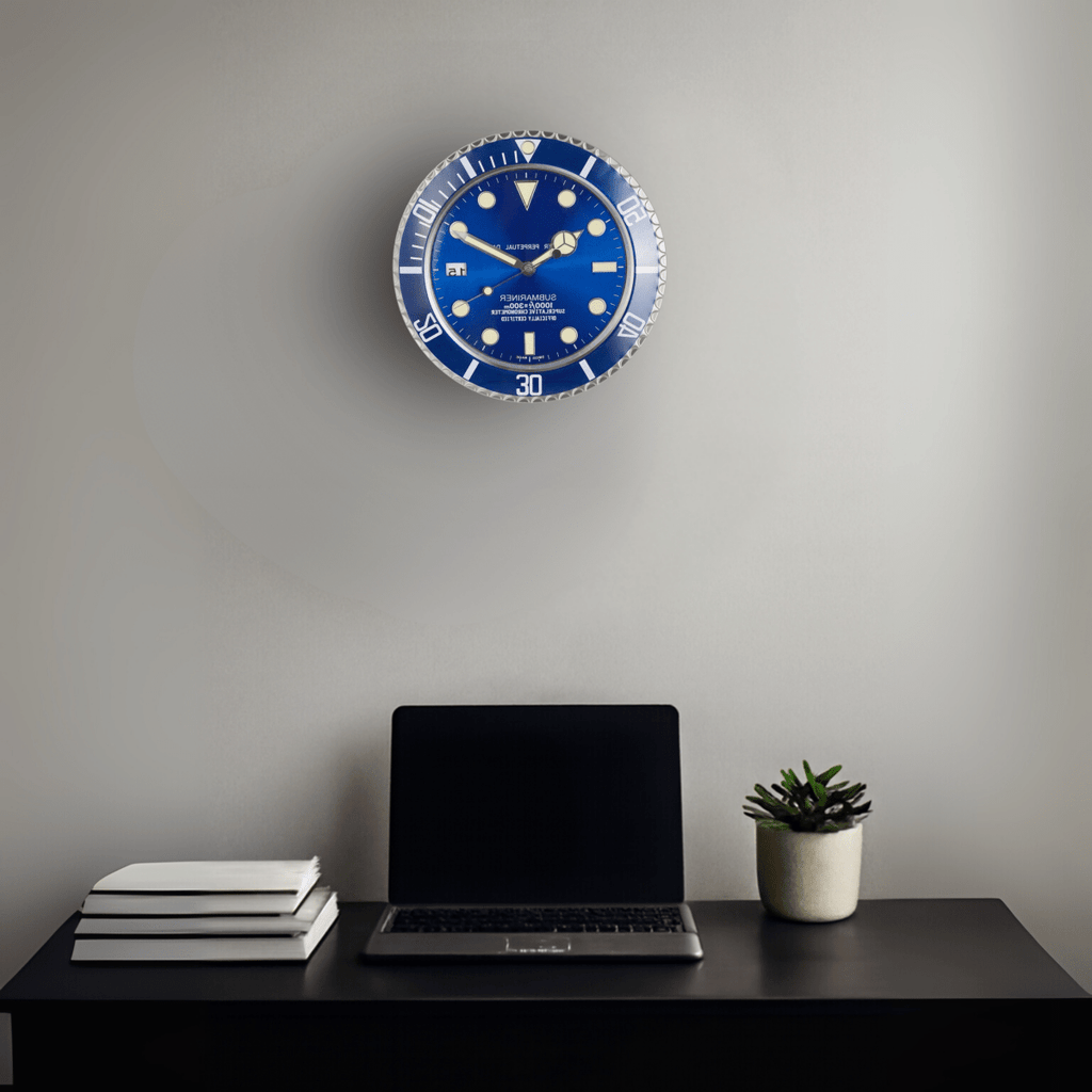 Reloj de Pared Silencioso AuroraTime con Manecillas Luminiscentes para Sala de Estar