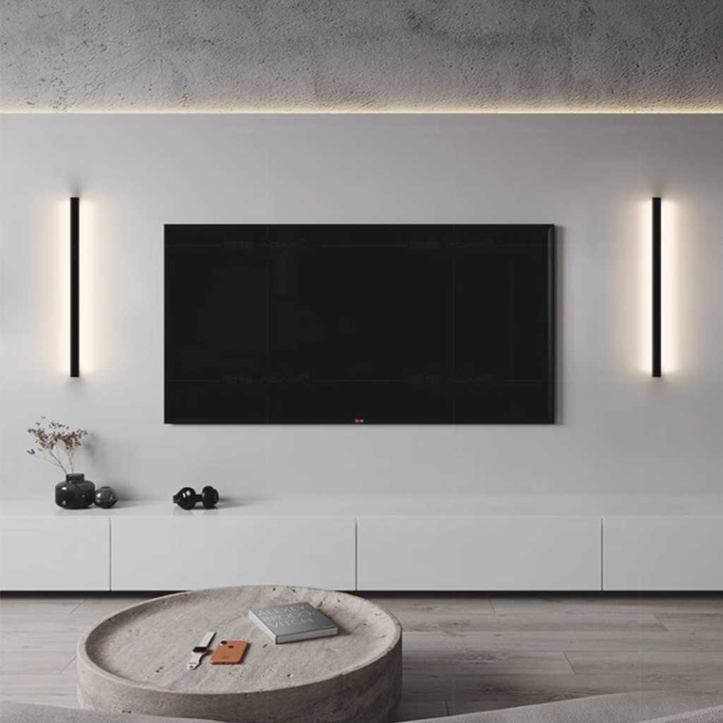 Moderni seinävalaisin pidennetyllä himmennettävällä LED-palkkivalaisimella