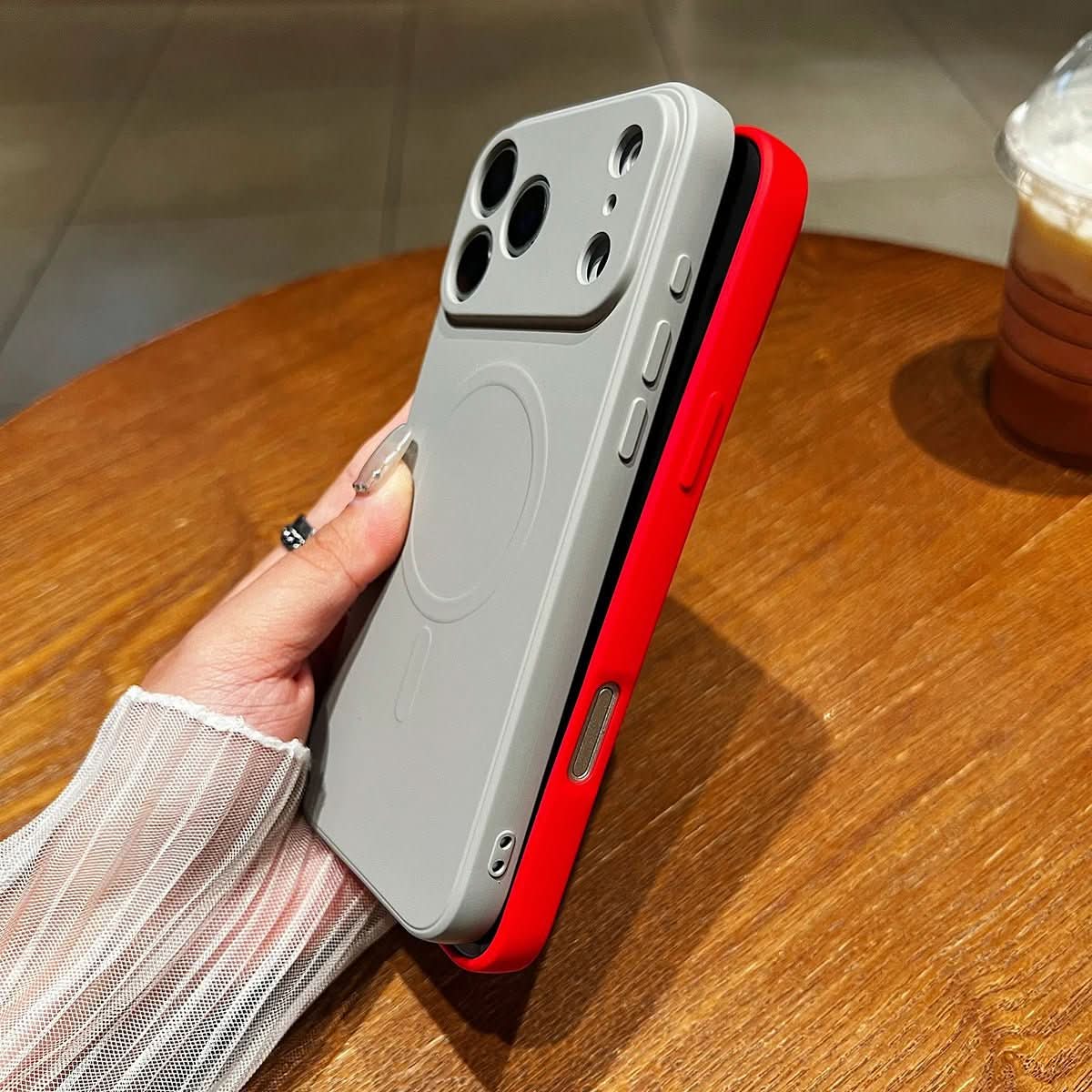 Carcasă moale din silicon magnetic NovaGuard pentru iPhone 17 cu prindere sigură