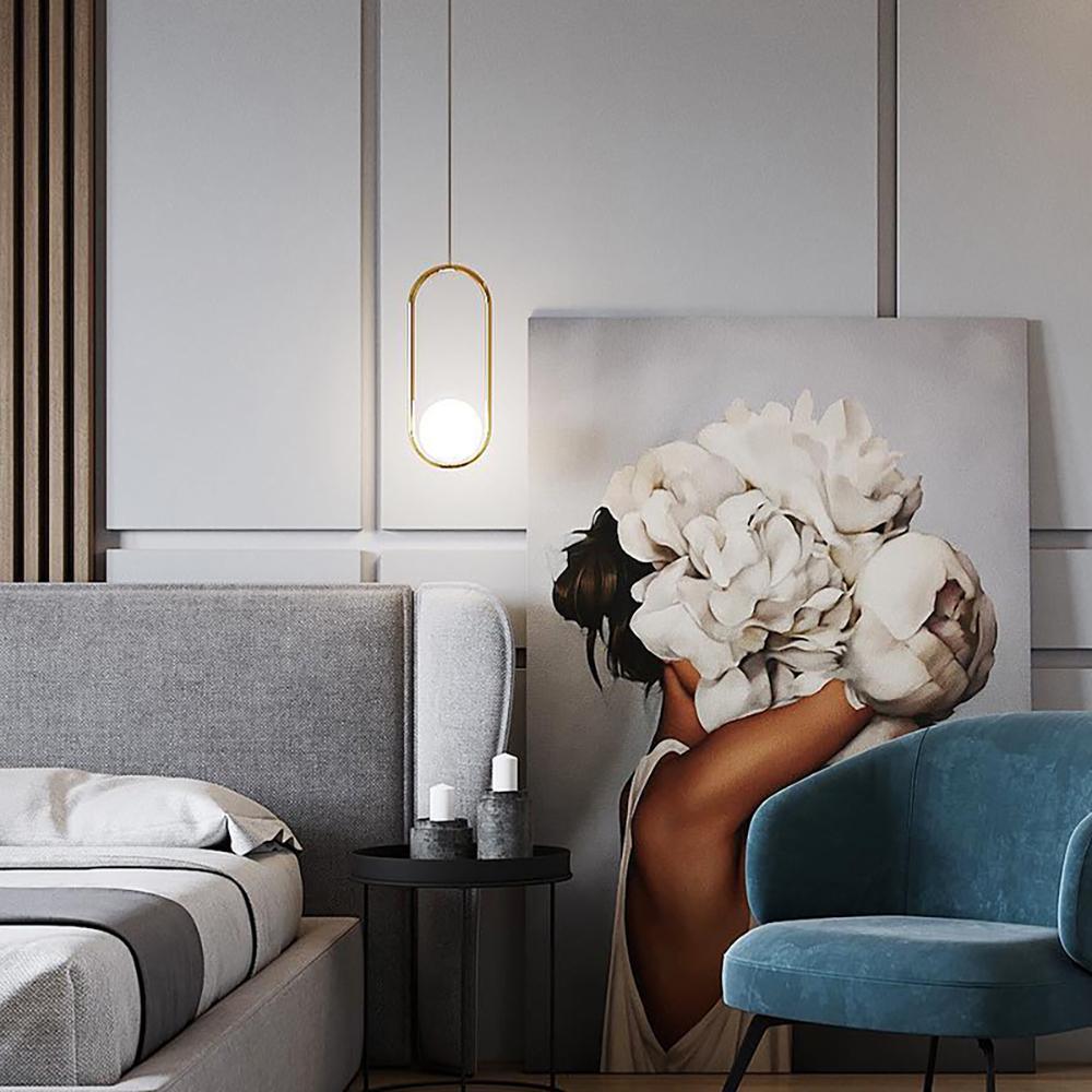 Astra Kovové a skleněné závěsné svítidlo, moderní lampový design