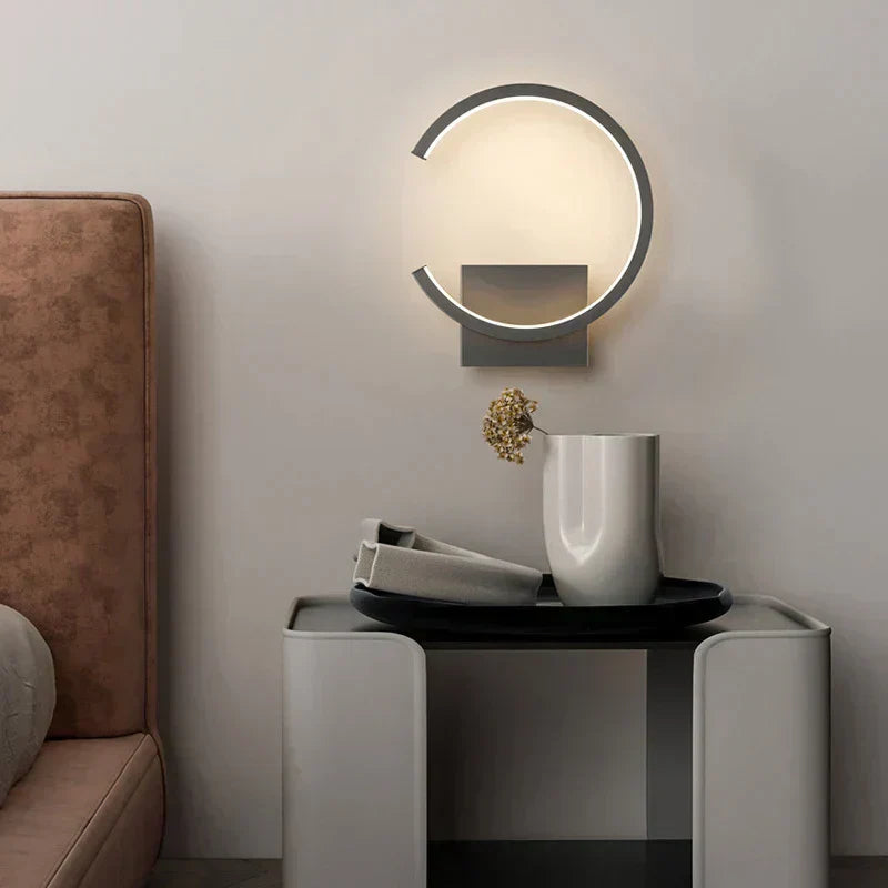 Lampada da Parete AstraLux LED con Design Moderno e Lineare per Casa e Ufficio