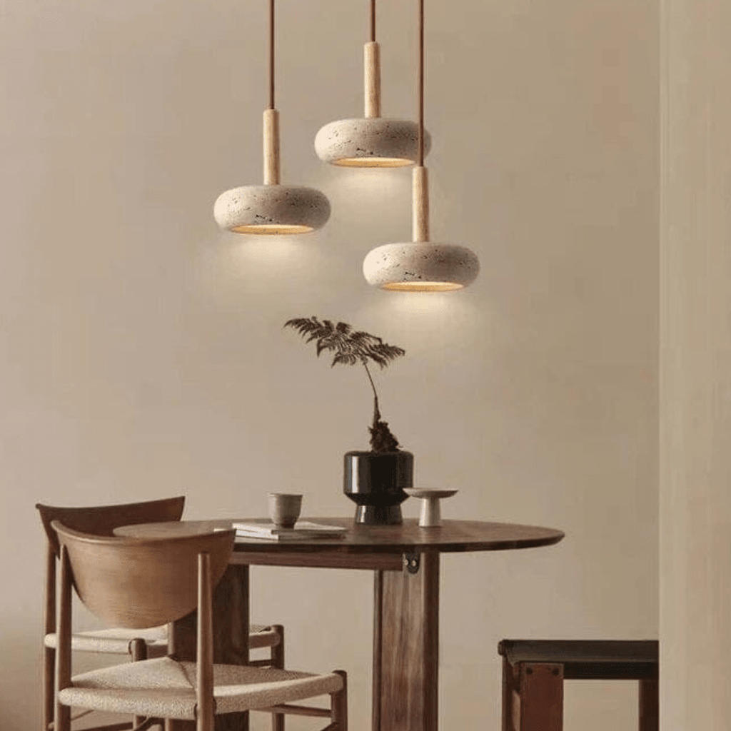 Candelabro Lyraen em Madeira de Pedra com Acabamento Resistente à Humidade