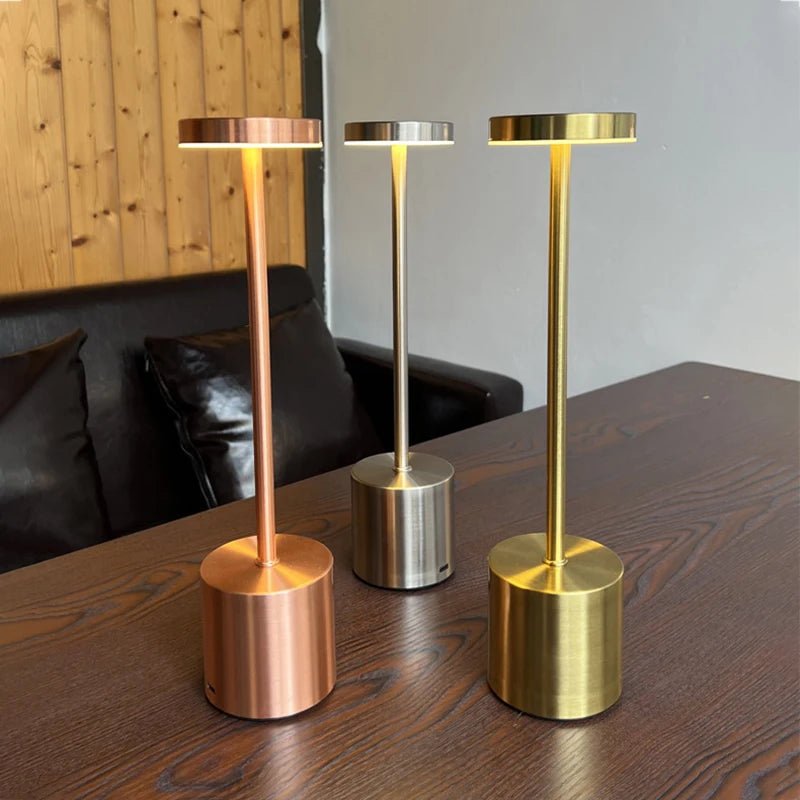 Lámpara de Mesa AuroraGlow con Acento Nórdico para Ambiente Acogedor