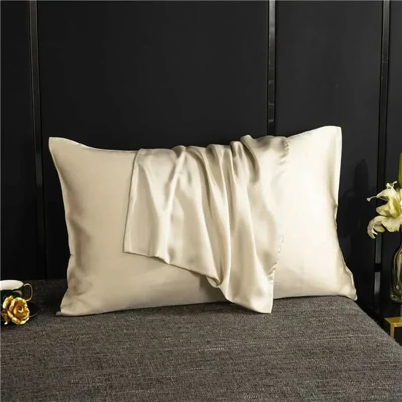 LuminaSilk Dut İpeği Yastık Kılıfı 40x40 Cilt ve Saç İçin Nazik