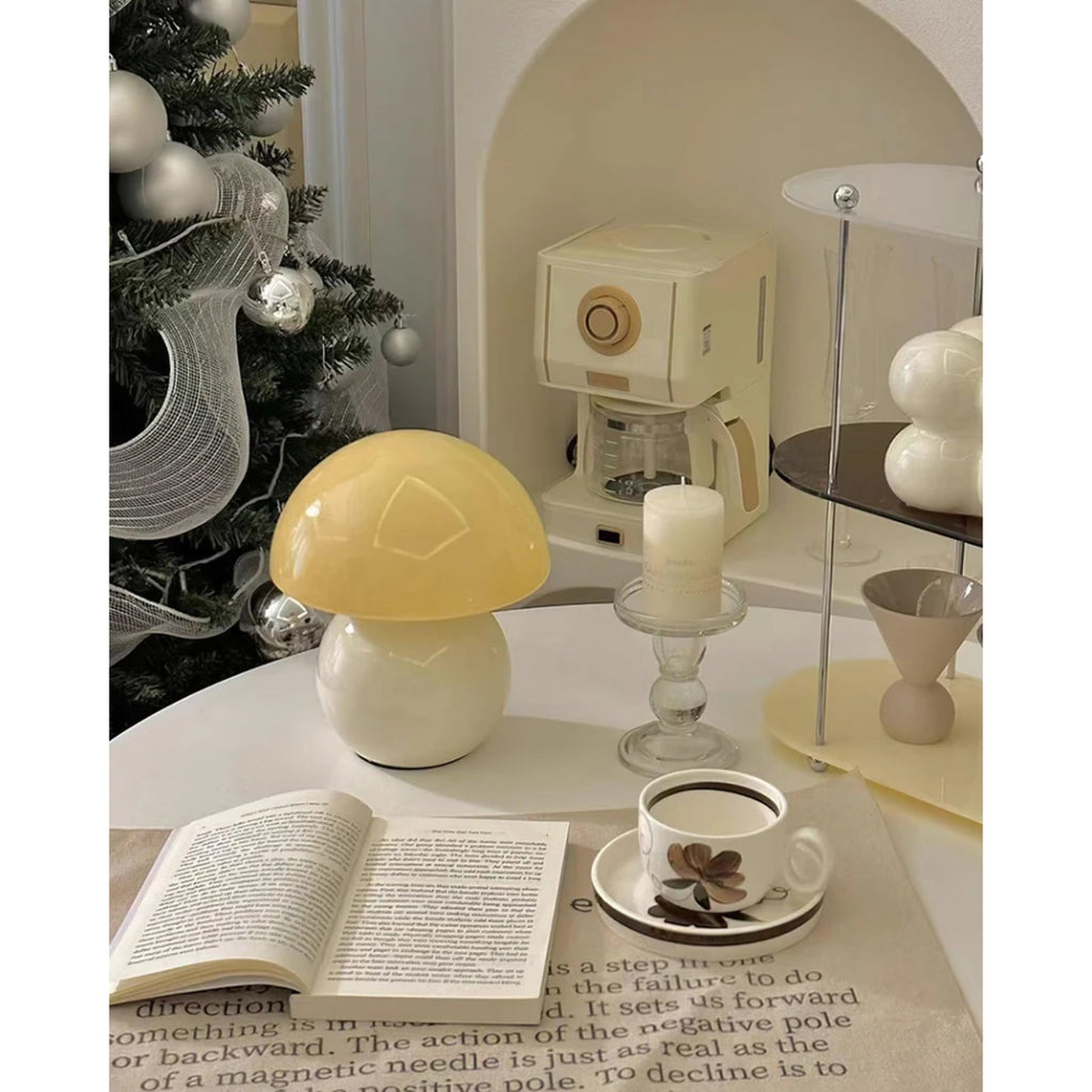 Lampă de masă modernă și minimalistă Lumella pentru noptieră