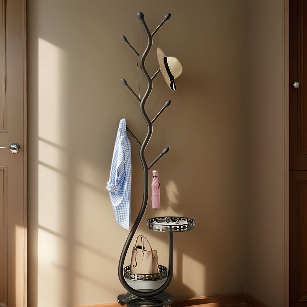 Perchero independiente NordicStone IronRack con diseño escandinavo para hogares modernos