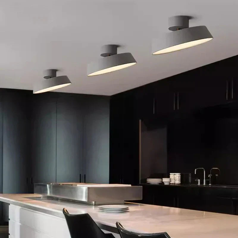 Plafonnier LED rond fin nordique Nordia pour espaces de vie