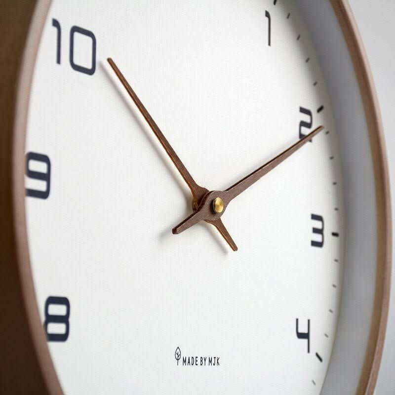 Relógio de Madeira Timeblend com Design Escandinavo Minimalista e Silencioso para Interiores Calmos
