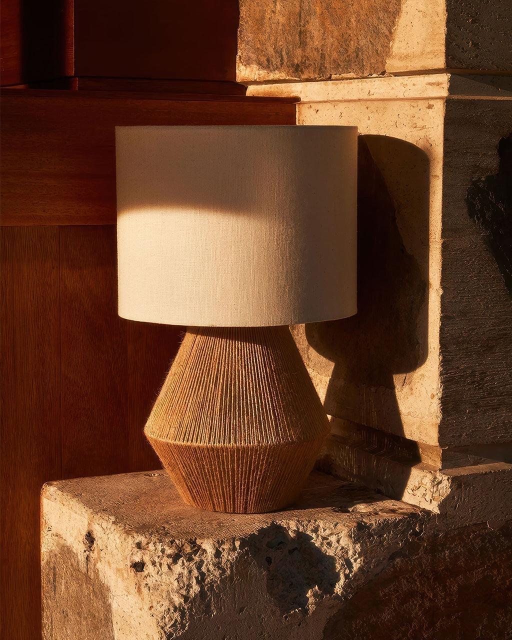KumoWeave Hamp Skrivebordslampe med Miljøvenligt Væv og Japansk Minimalistisk Design