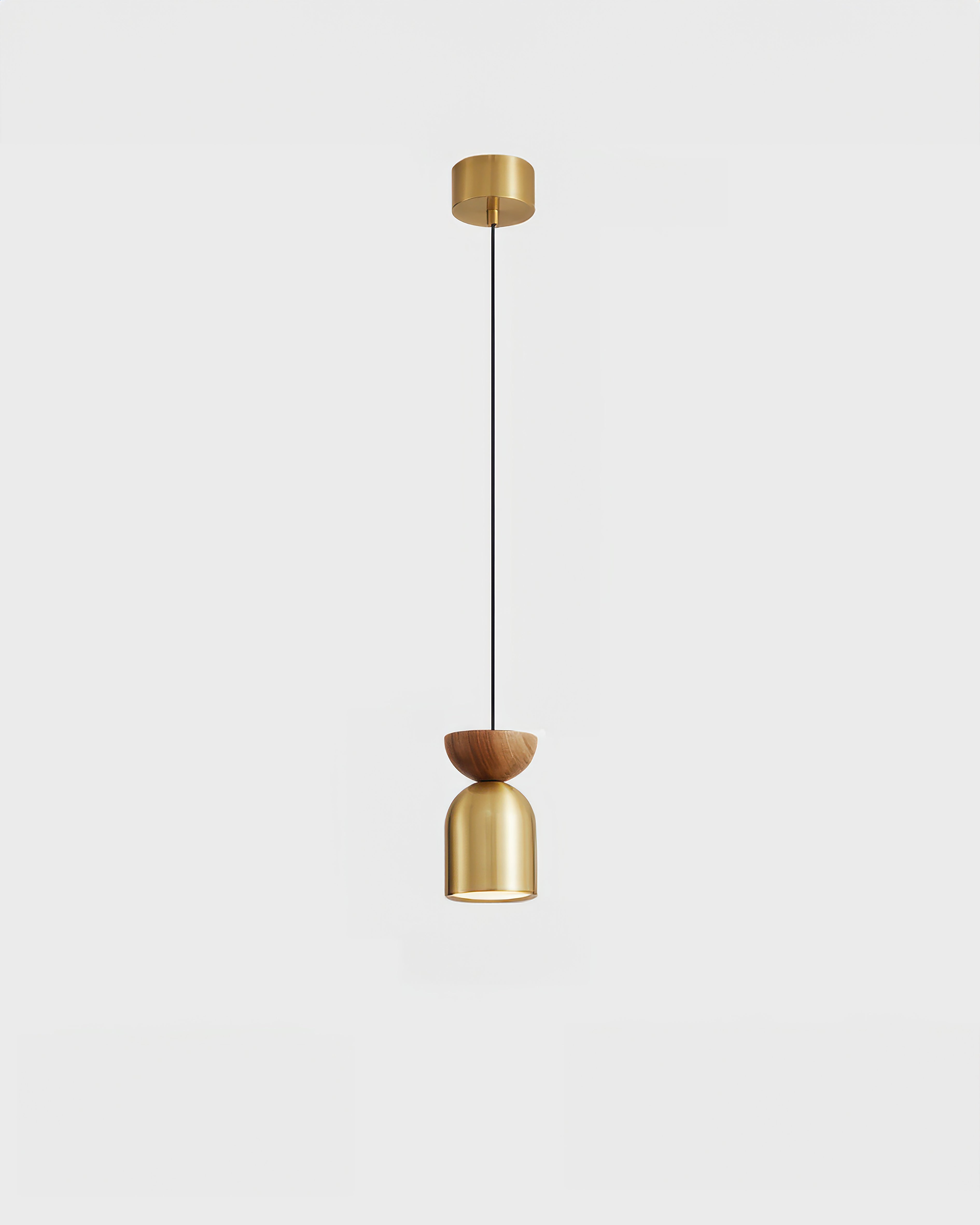 Vellara Walnuss- und Messing-Pendelleuchte im Mid-Century-Modern-Stil