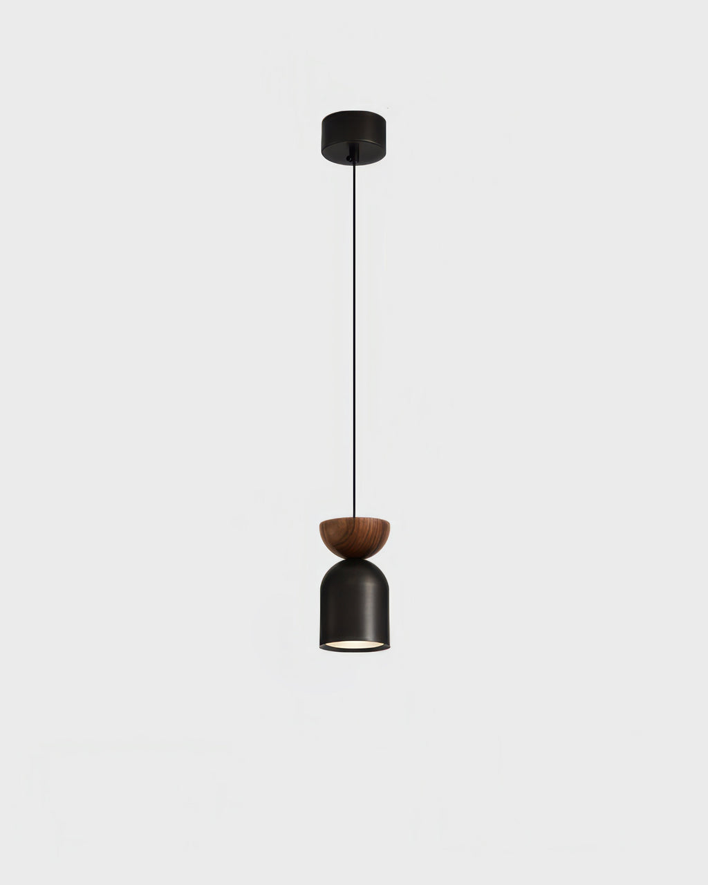 Vellara Walnuss- und Messing-Pendelleuchte im Mid-Century-Modern-Stil