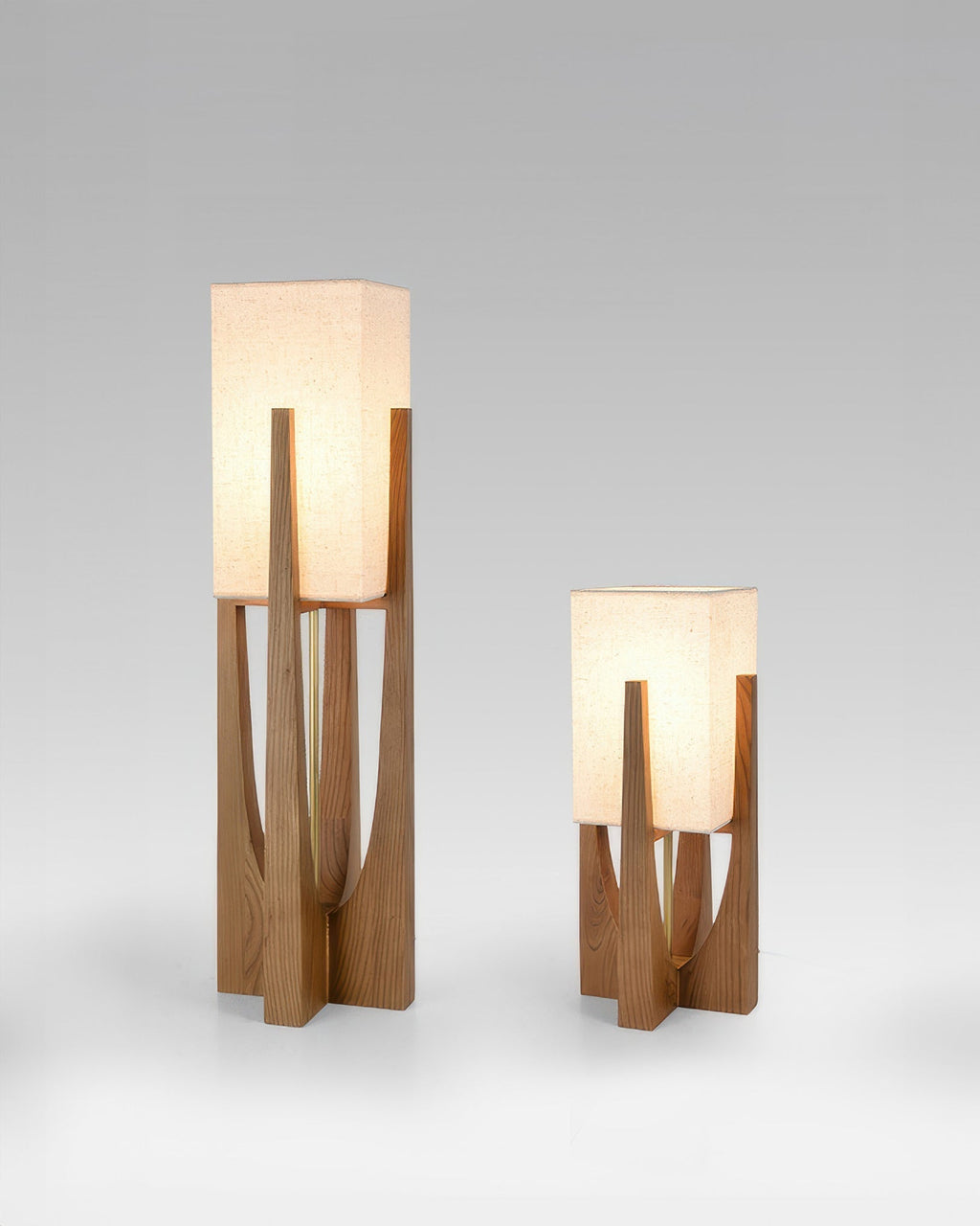 Lampada da Terra Kairoa in Noce con Accenti in Ottone, Design Giapponese Minimalista